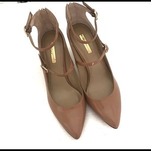 BCBG Generation Nude Heels Size 8